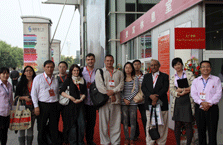 各国友人汇聚一堂共享嘉兴螺丝盛会